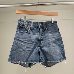 madewell the curvy perfect jean short